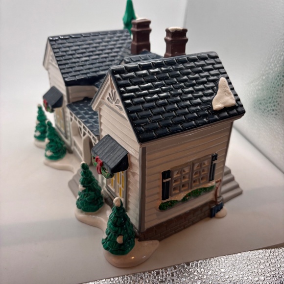 Vintage Department 56 Snow Village Grandma's Cottage #54208 - Picture 7 of 13